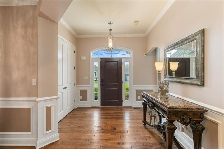 Property Photo:  10 Sierra Court 10  MA 01844 