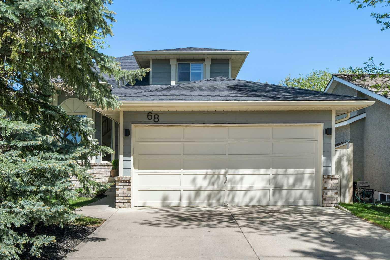 Property Photo: 68 Sunvista Place SE AB T2X 2T4
