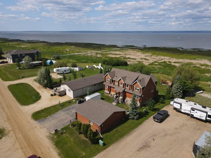 Property Photo: 180 162 Peace River Avenue AB T0G 1J0