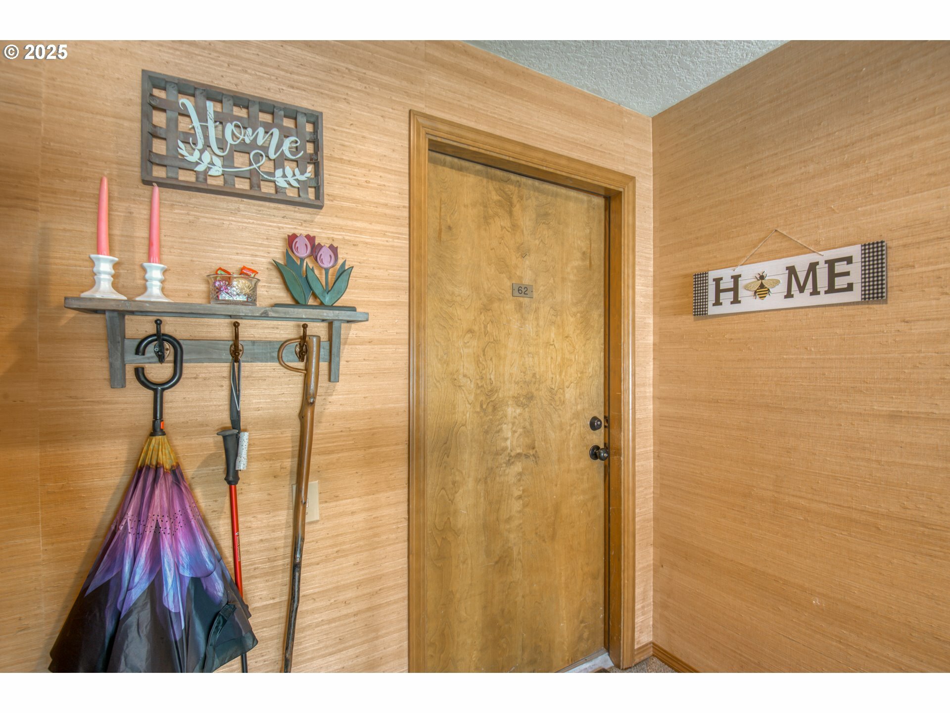 Property Photo: 15035 NE Sacramento St 62 OR 97230