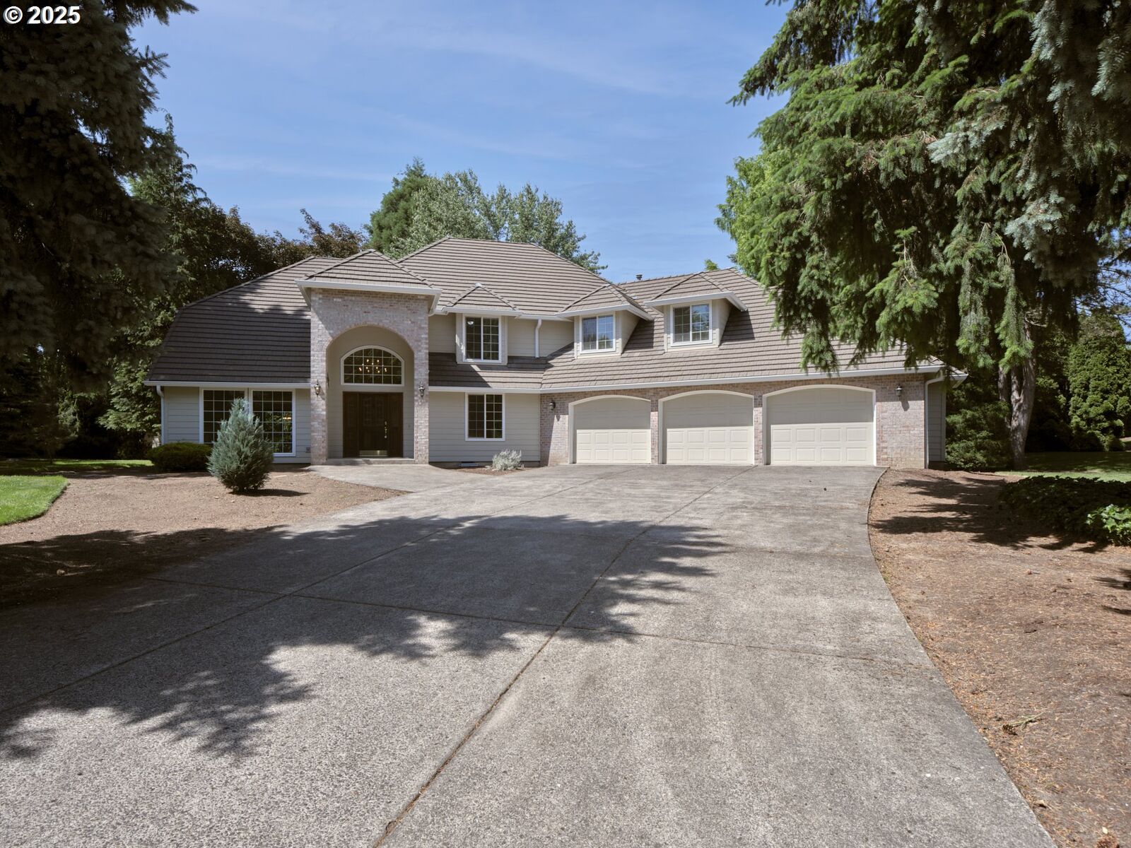 Property Photo:  2118 NW 116th St  WA 98685 