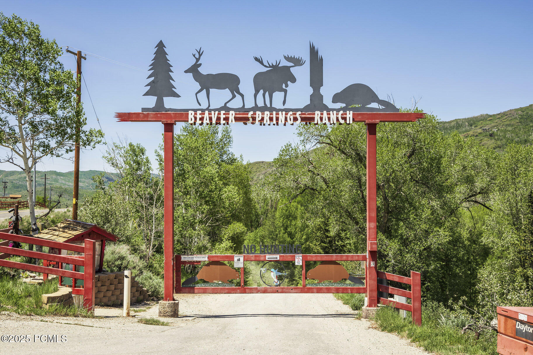 Property Photo: 5426 E Colter Rd UT 84055