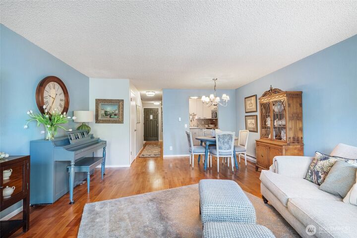 Property Photo:  21105  80th Avenue W 103  WA 98026 