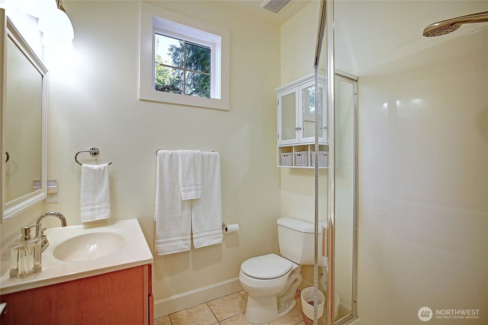 Property Photo: 1577 Arrowhead Beach Rd WA 98282