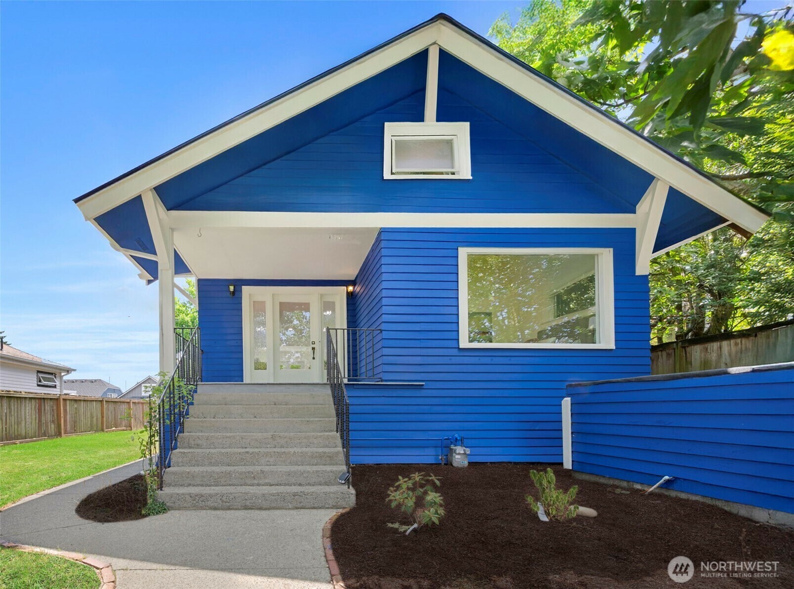 Property Photo:  907 N 80th Street  WA 98103 