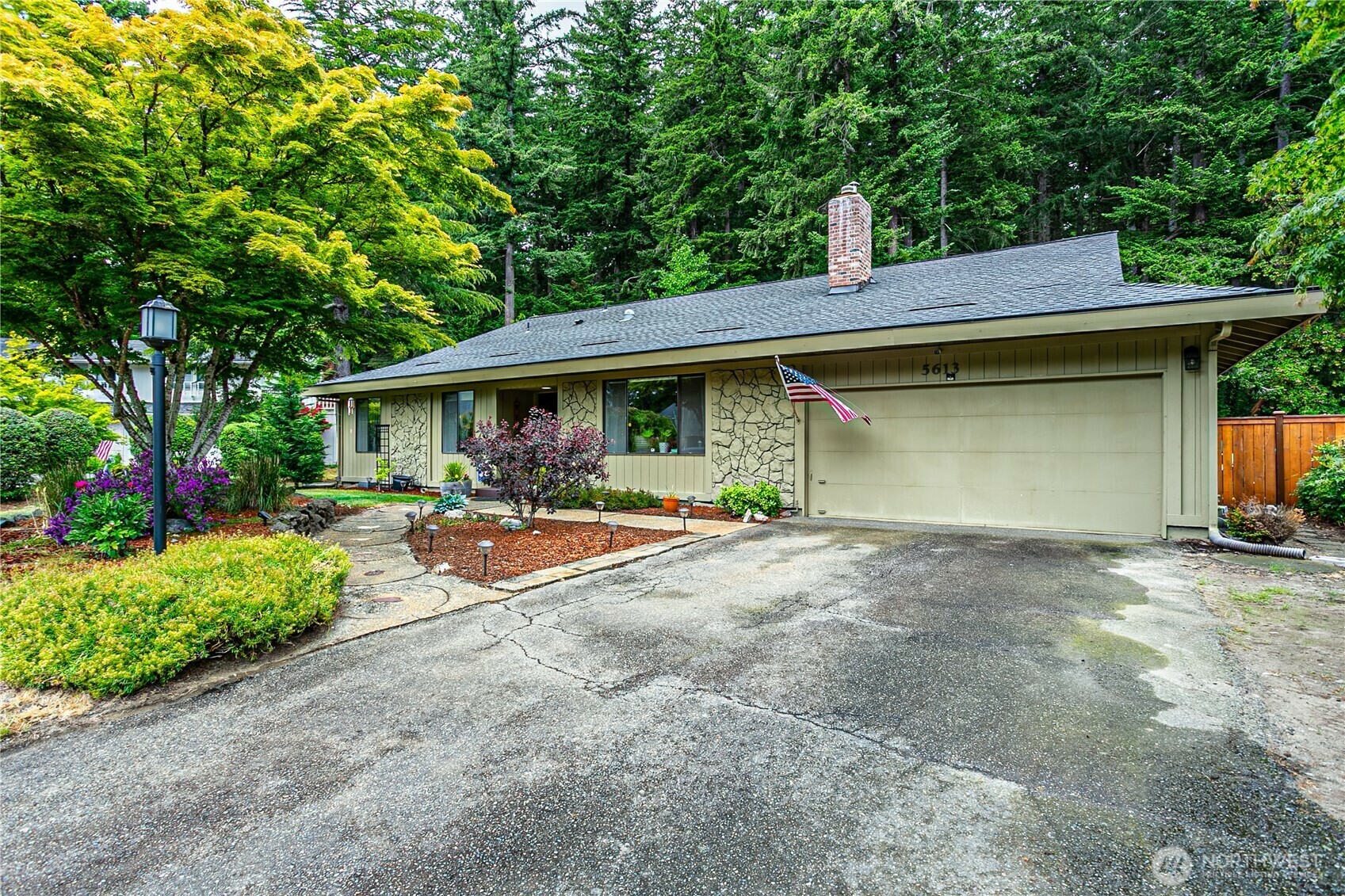 Property Photo:  5613  89th Avenue W  WA 98467 