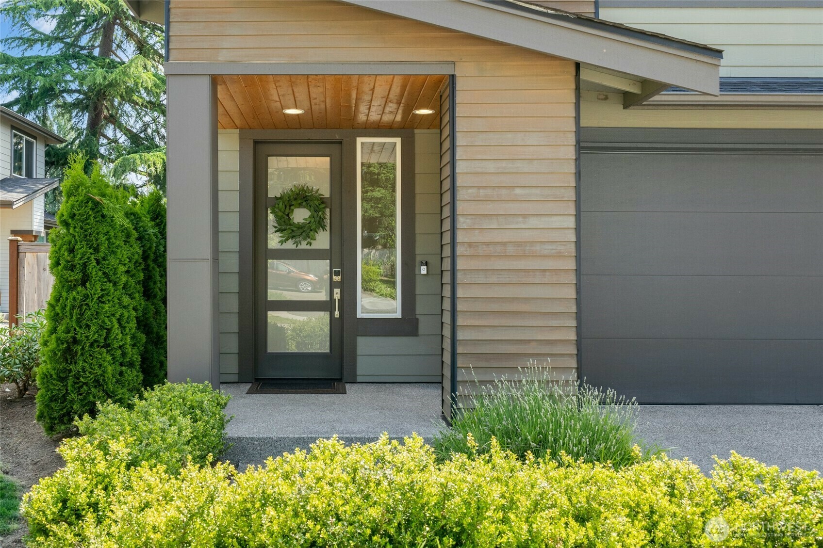 Property Photo: 10284 133rd Court NE WA 98033