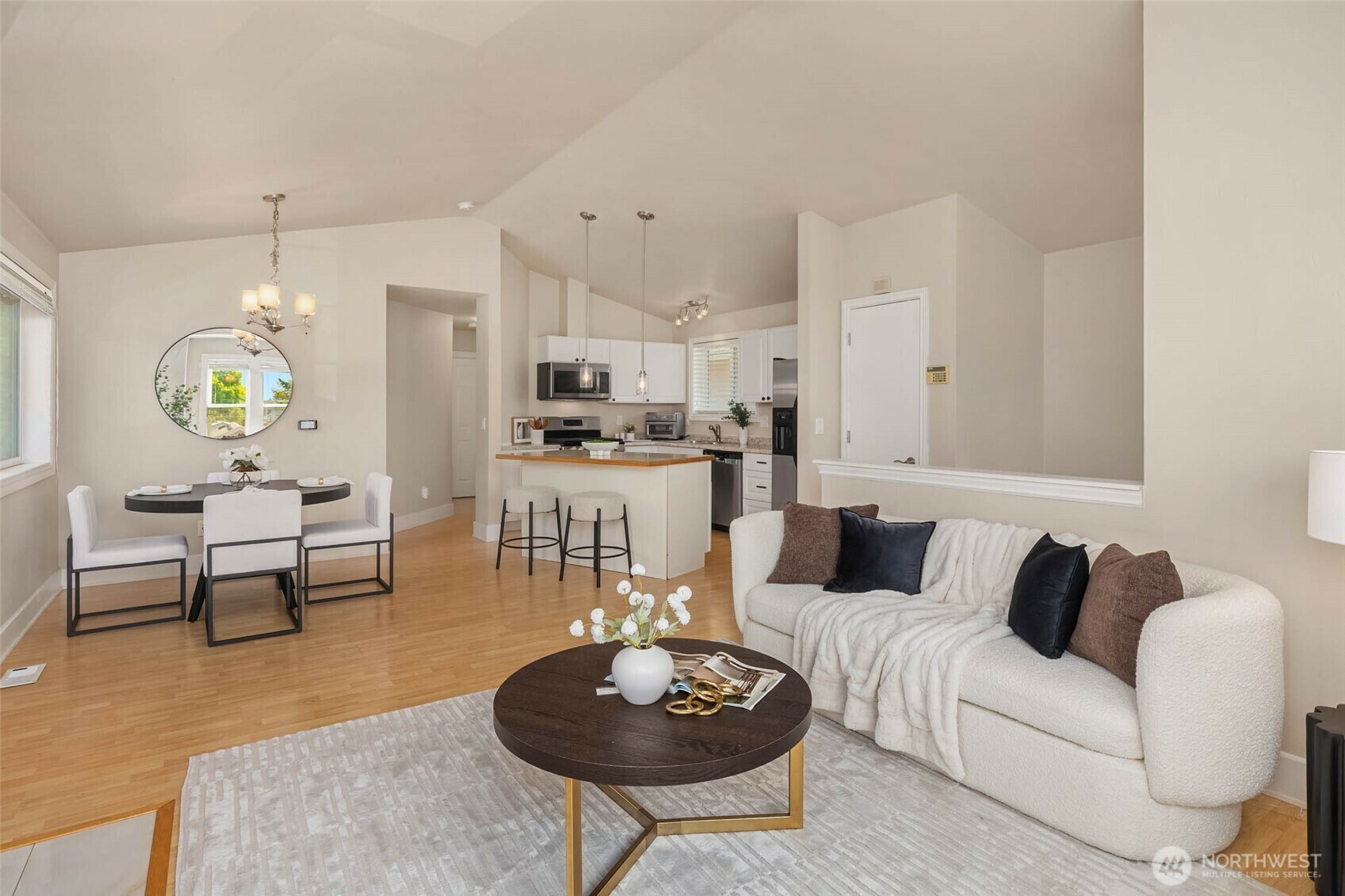 Property Photo: 12422 2nd Avenue SW WA 98146