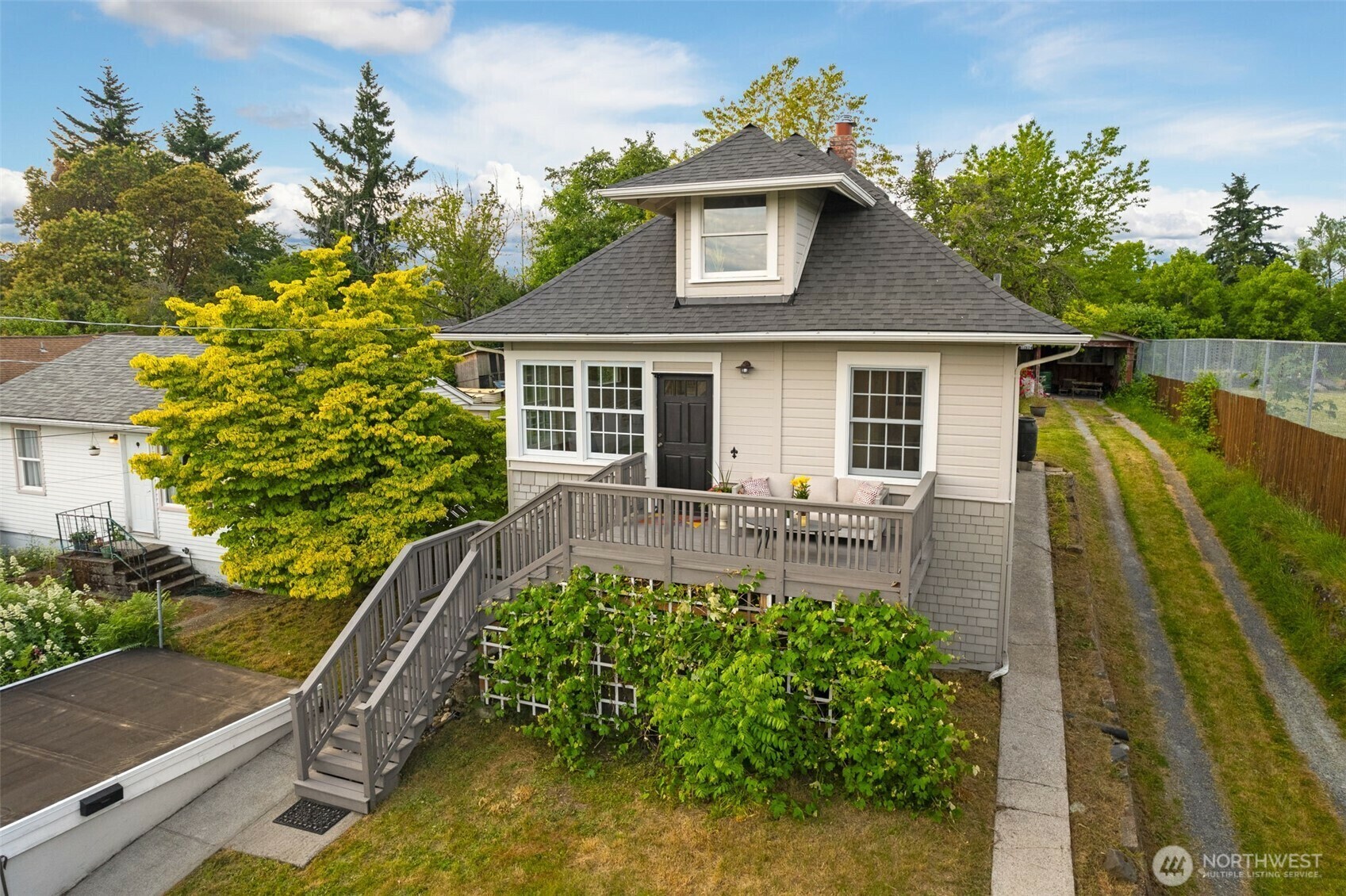 4340 S  Bennett  Seattle WA 98118 photo