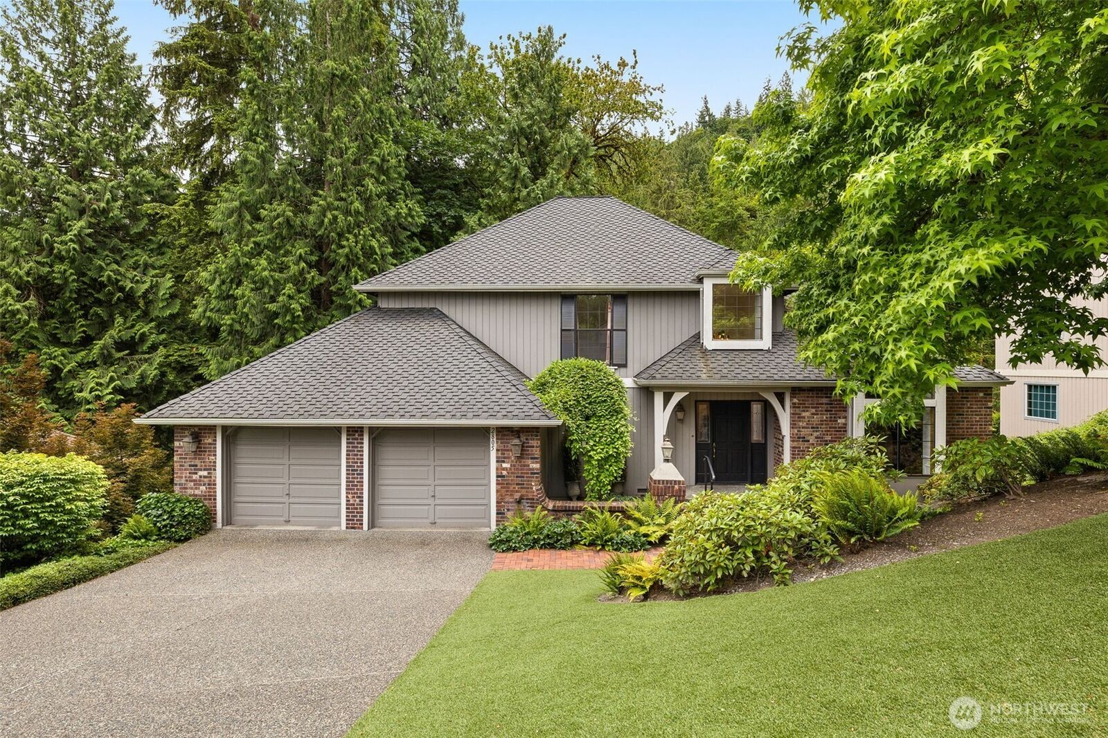 Property Photo:  2805 NW Pine Cone Drive  WA 98027 