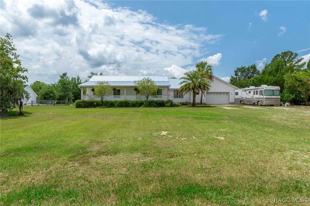 Property Photo: 9928 W 7 Rivers Farm Street FL 34428