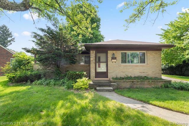 Property Photo: 3183 Mildred Street MI 48184