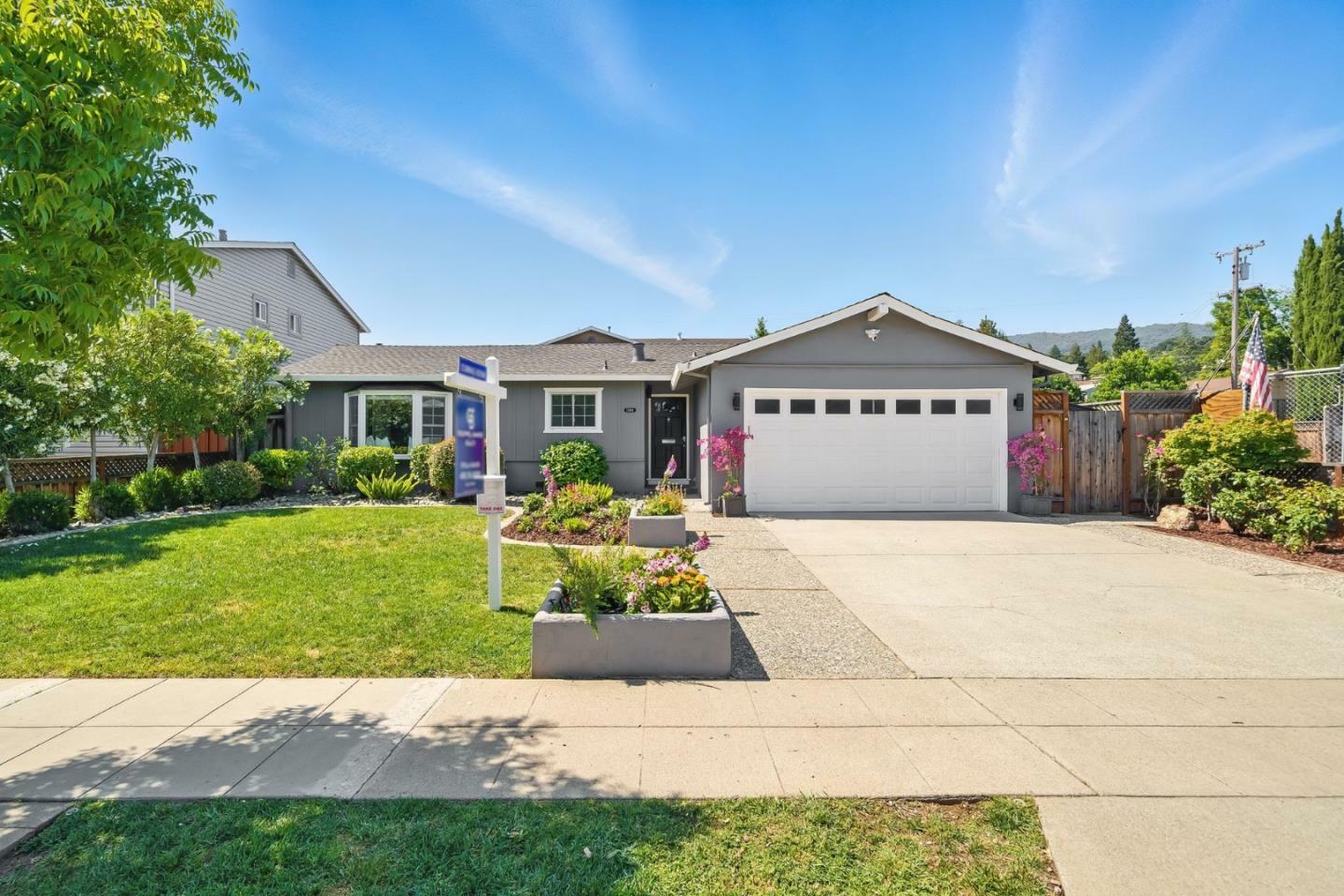 Property Photo:  1704 Zinnia Lane  CA 95124 
