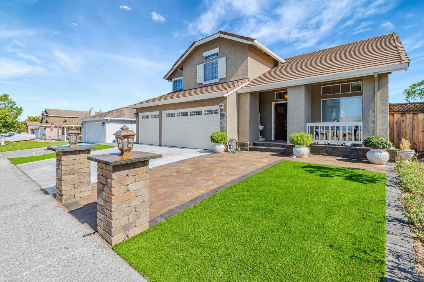 Property Photo: 1700 Hemlock Court CA 95023