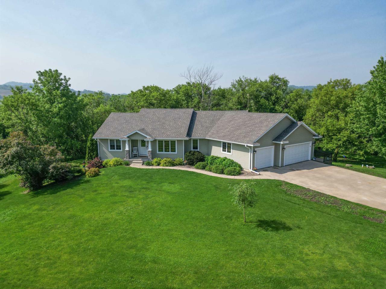 Property Photo: W4045 Bostwick Lane WI 54669