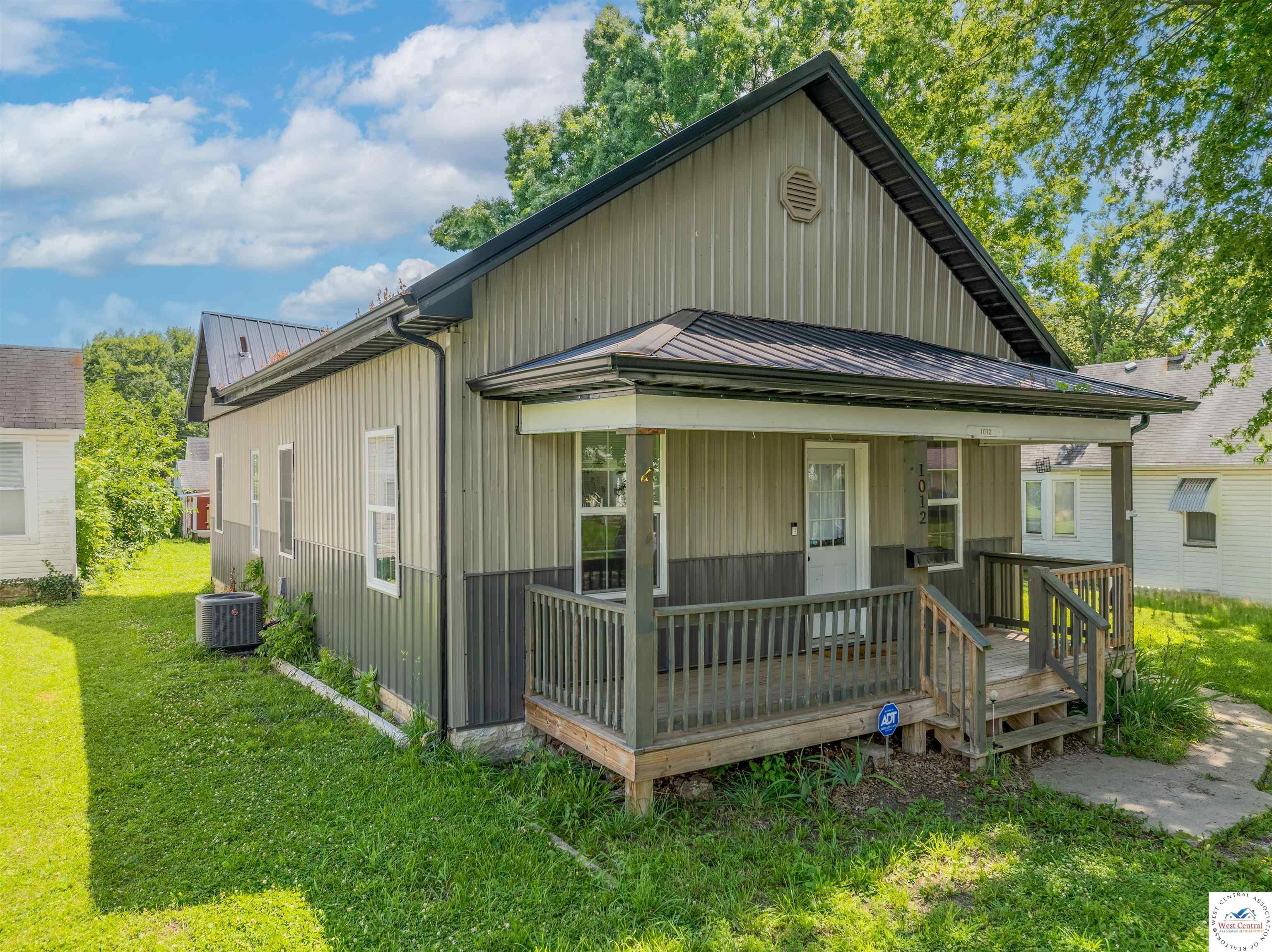 1012 E 7th St  Sedalia MO 65301 photo