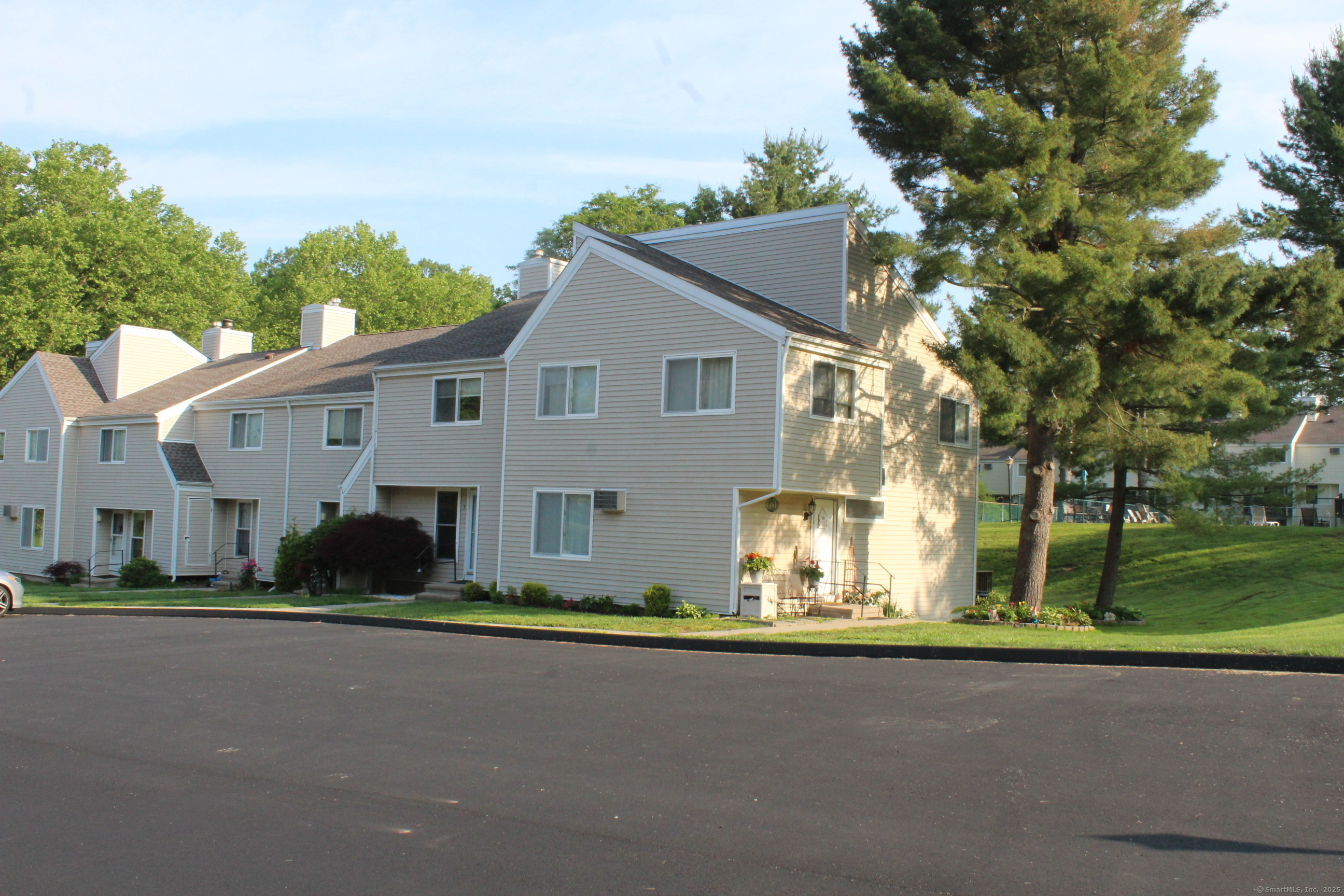 Property Photo: 9 Watch Hill Circle 9 CT 06416