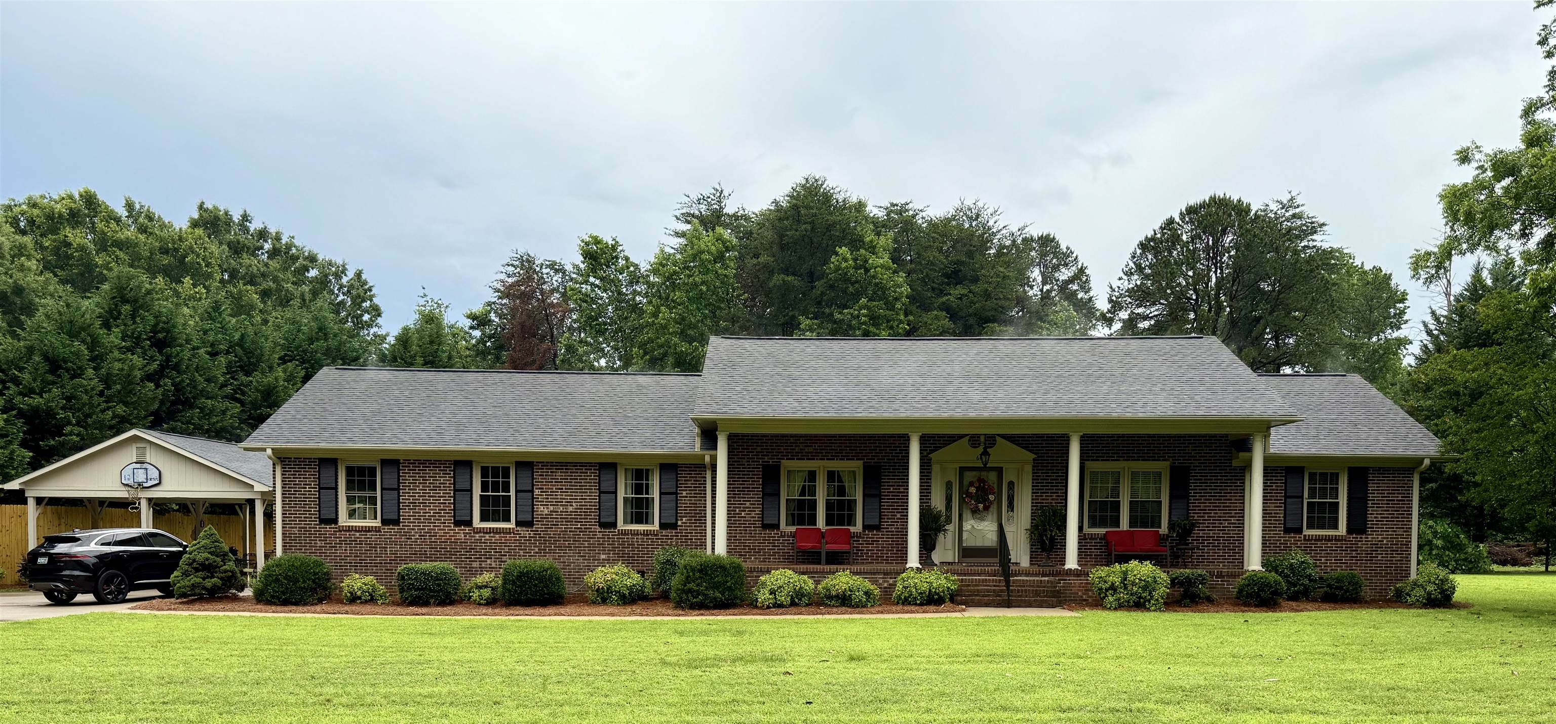 Property Photo: 6144 Robin Street SC 29303