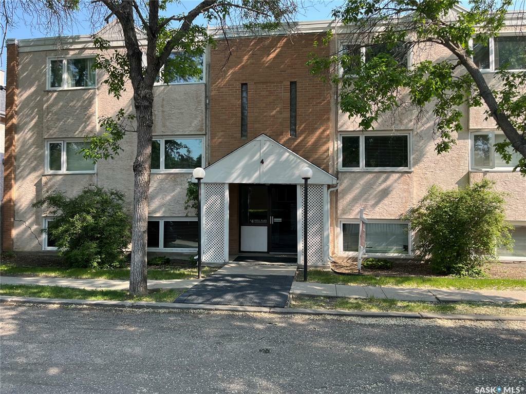 4 Neill Place # 2  Regina SK S4N 2V4 photo