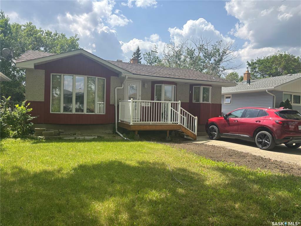 Property Photo: 219 Froom Crescent SK S4N 1T2