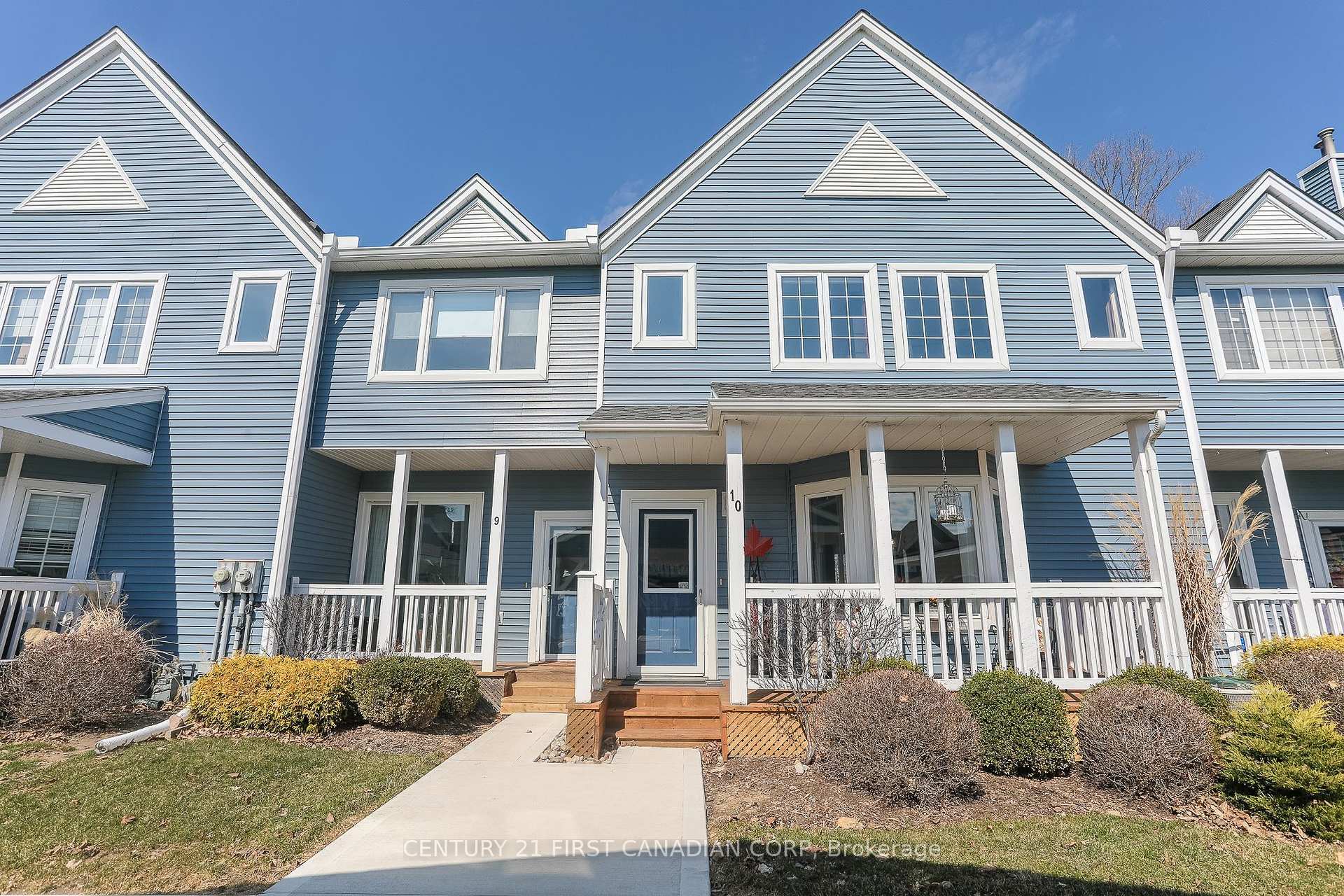 Photo de la propriété: 374 Front Street 10 ON N5L 1E9