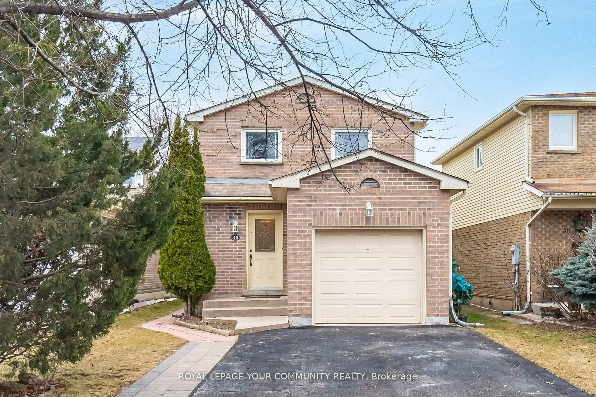Photo de la propriété:  48 Bluesky Crescent  ON L4C 8H9 