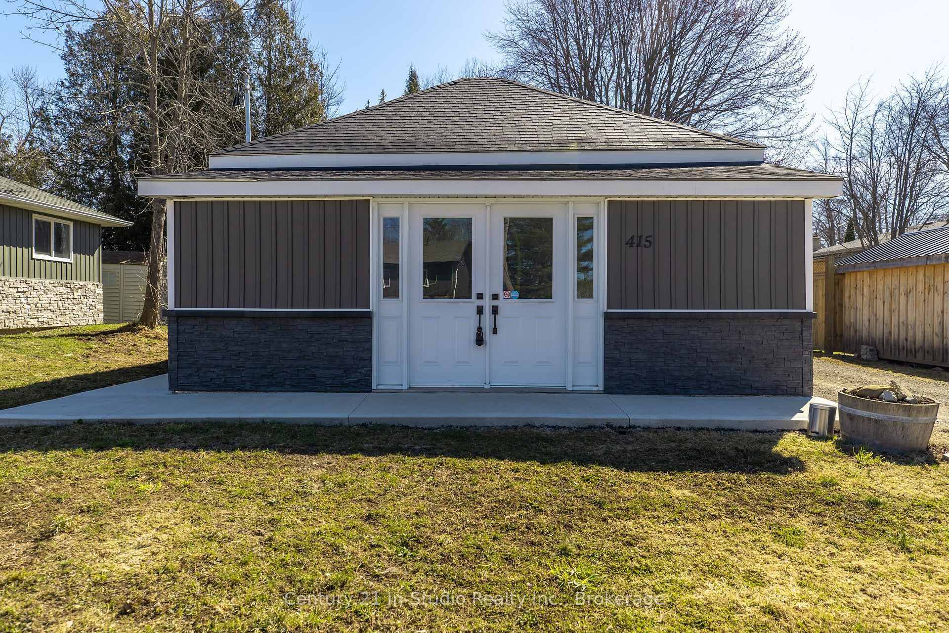Property Photo: 415 McNaughton Street ON N0H 2T0