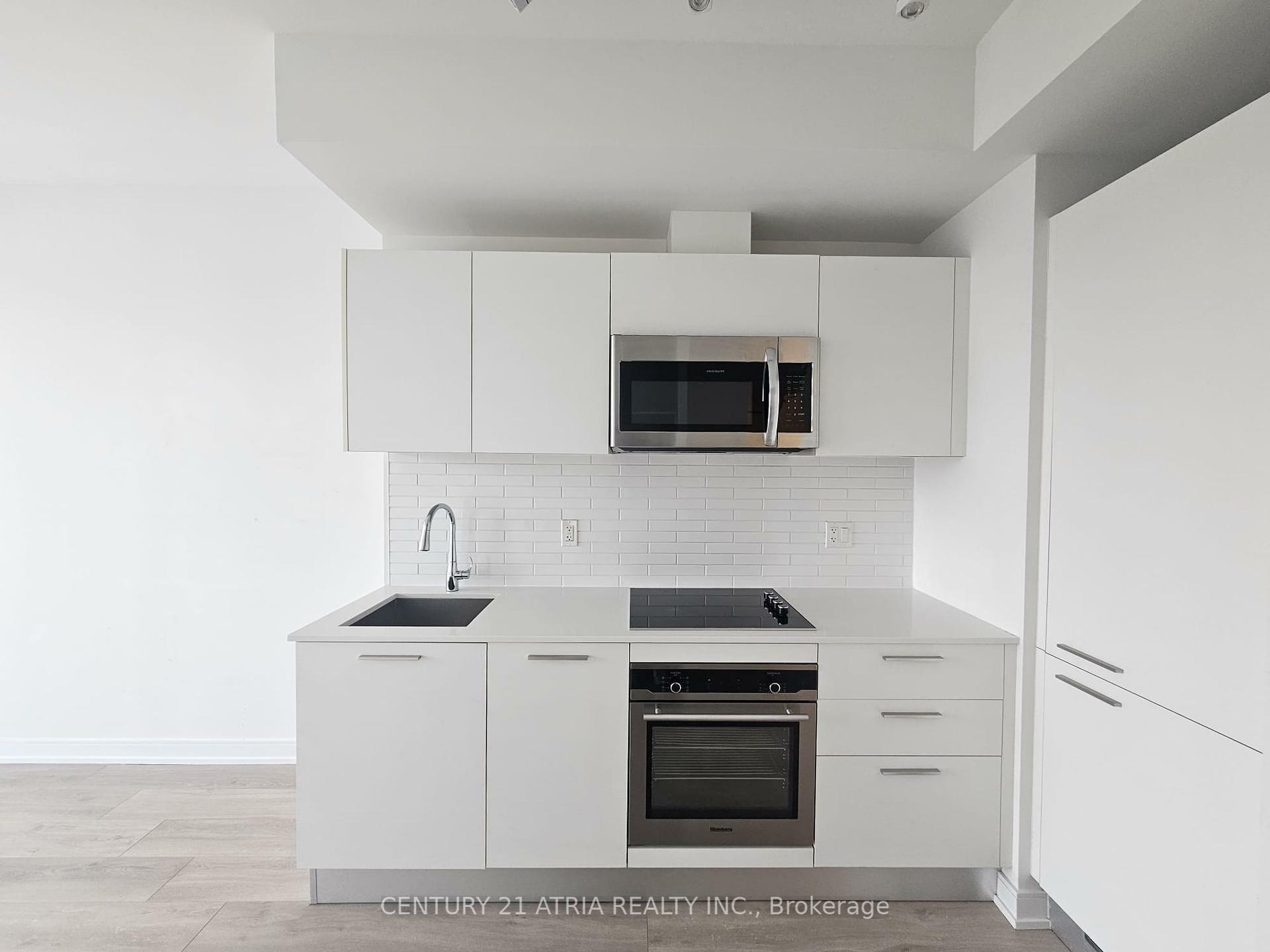 Property Photo: 3 Gloucester Street 2803 ON M4Y 0C6