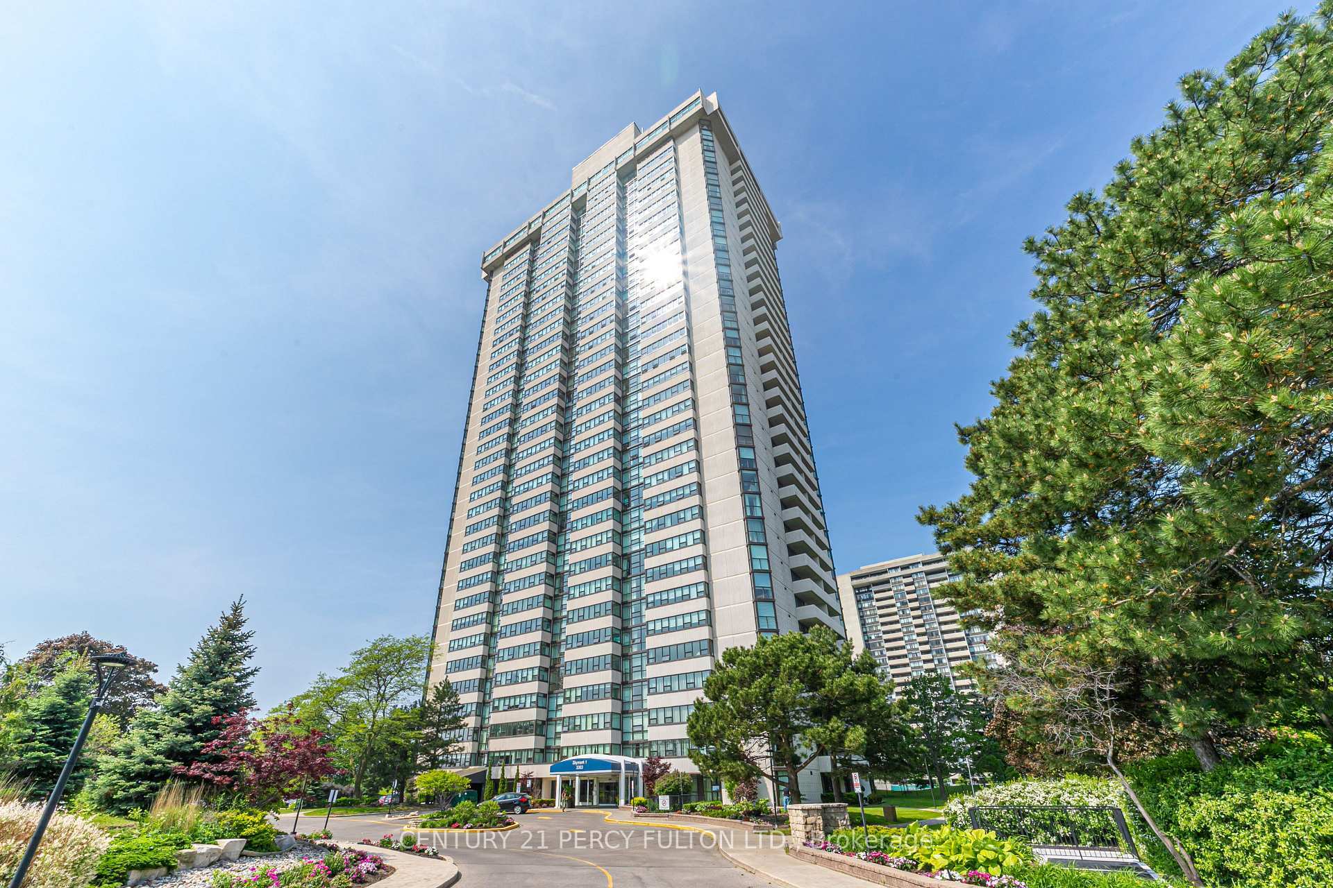 Property Photo: 3303 Don Mills Road 1102 ON M2J 4T6