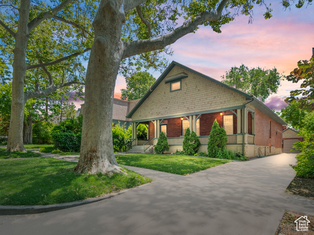 Property Photo: 1146 E Harvard Ave S UT 84105