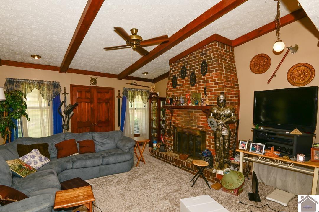 Property Photo: 250 Jan Ann Dr KY 42003