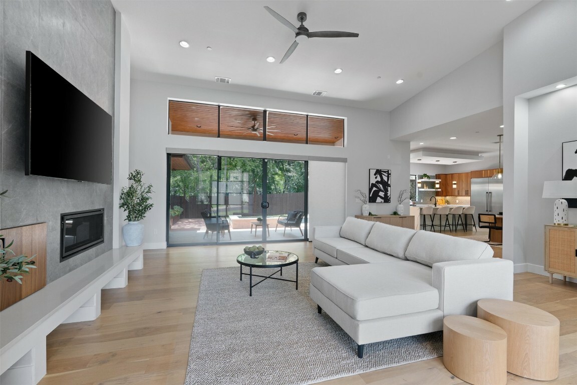 Property Photo: 1707 Barn Swallow Drive TX 78746