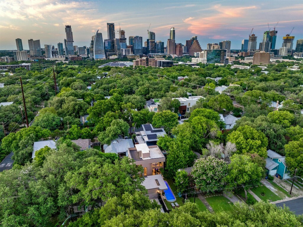 Property Photo: 908 Columbus St TX 78704