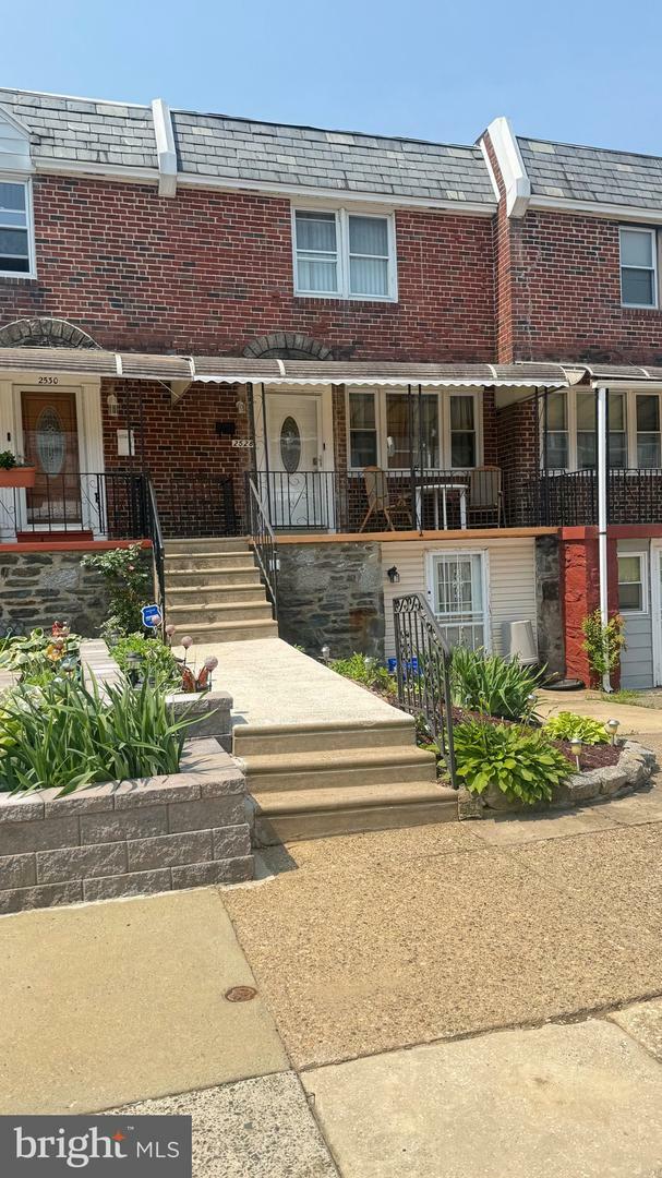 Property Photo: 2528 S Claymont Street PA 19153