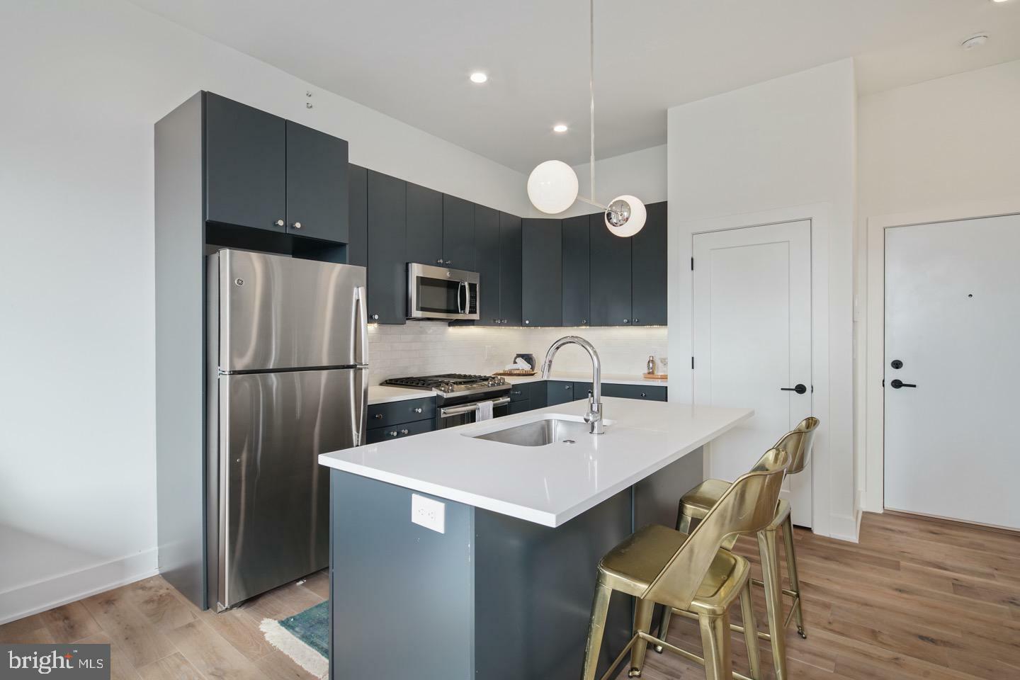 Property Photo: 1822 N Front Street 12 PA 19122