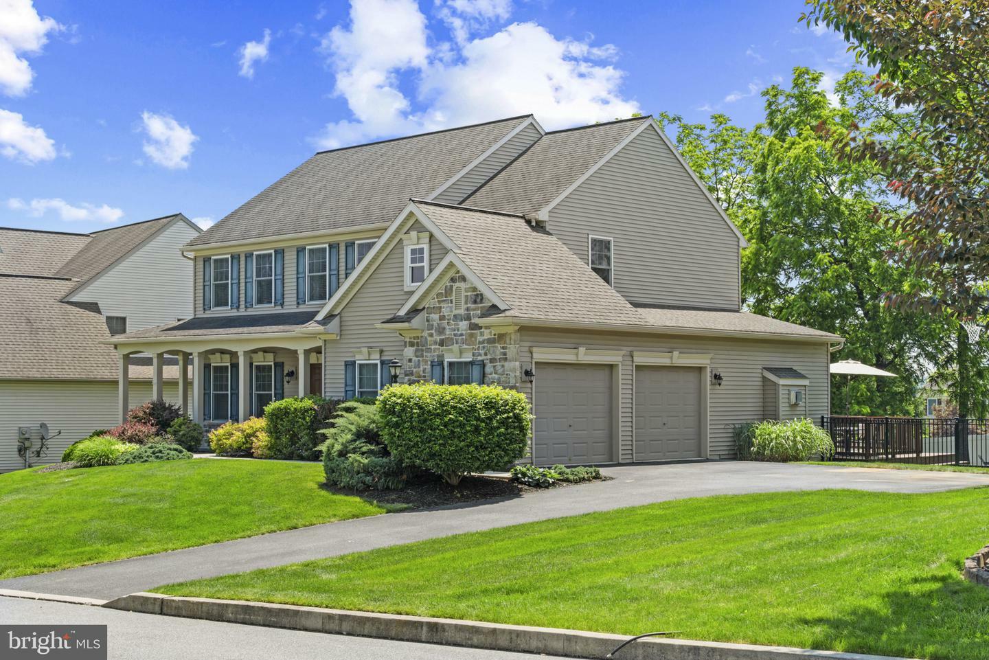 Property Photo: 6 Falcon Circle PA 17042