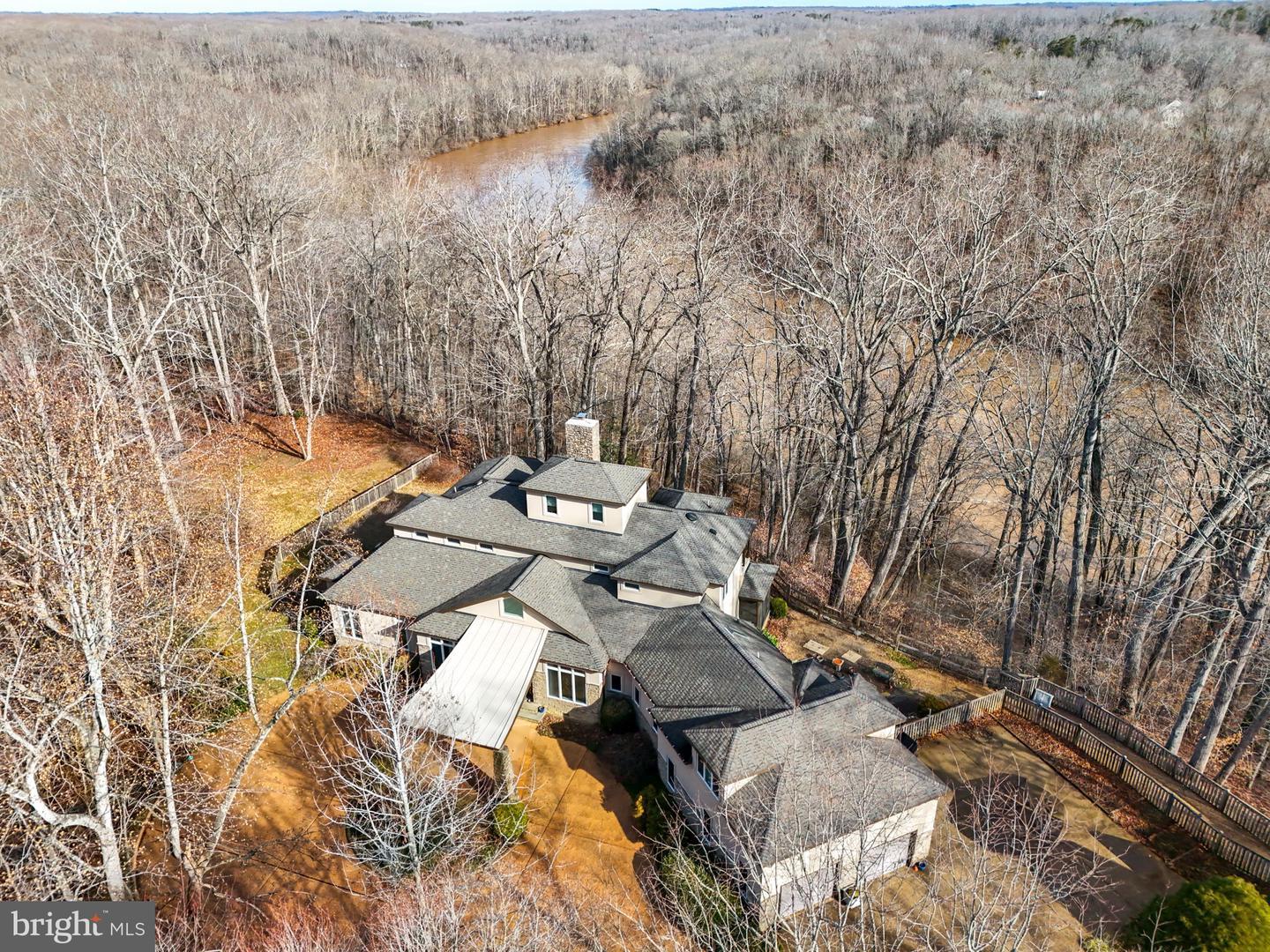 87 E River Bend Road  Fredericksburg VA 22407 photo