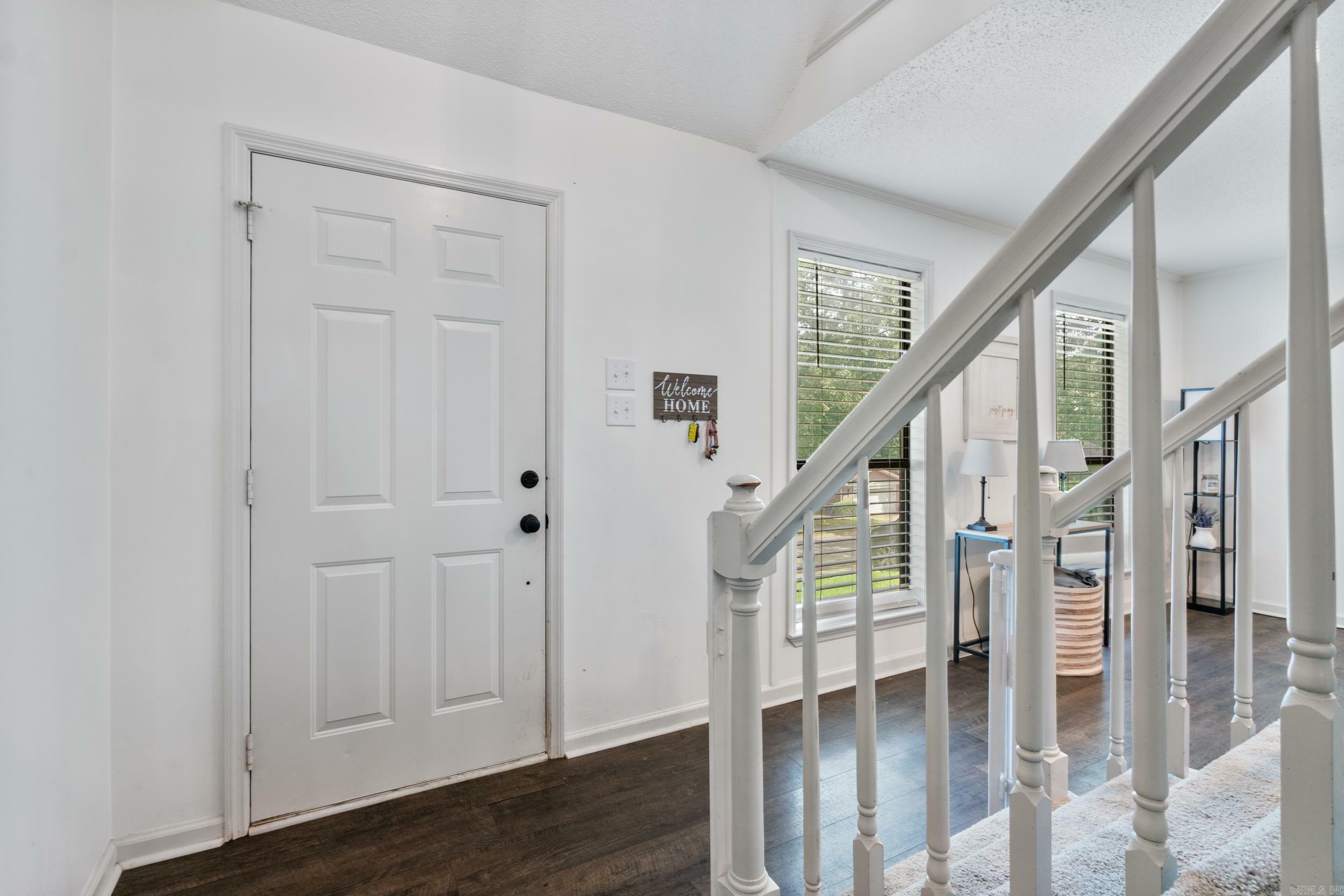 Property Photo: 6613 Allwood Drive AR 72118