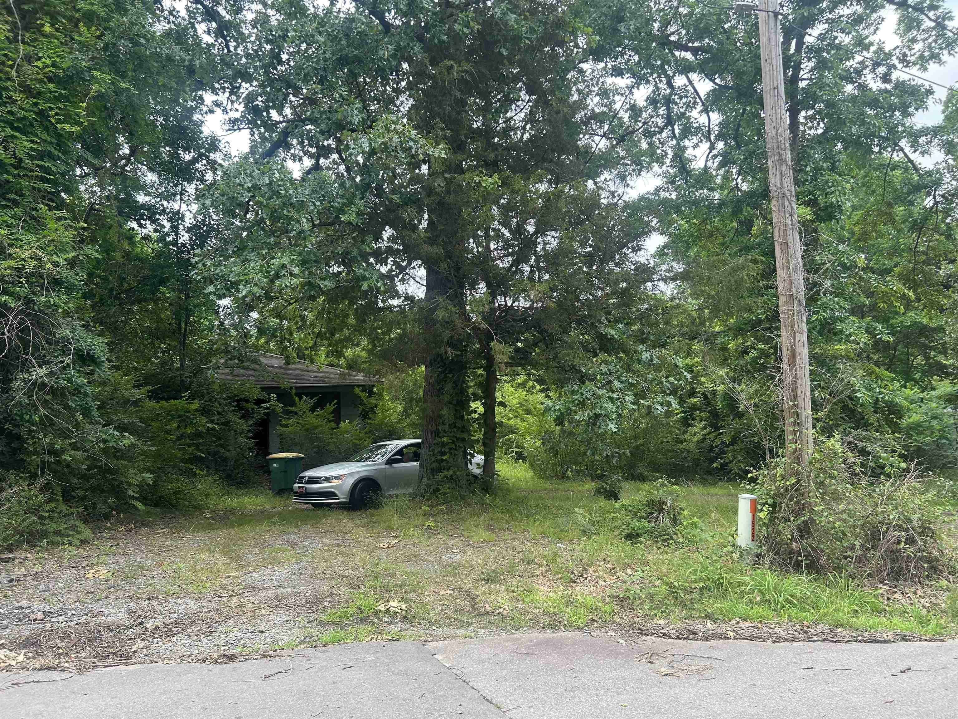 Property Photo: 1620 Perry Street AR 72205
