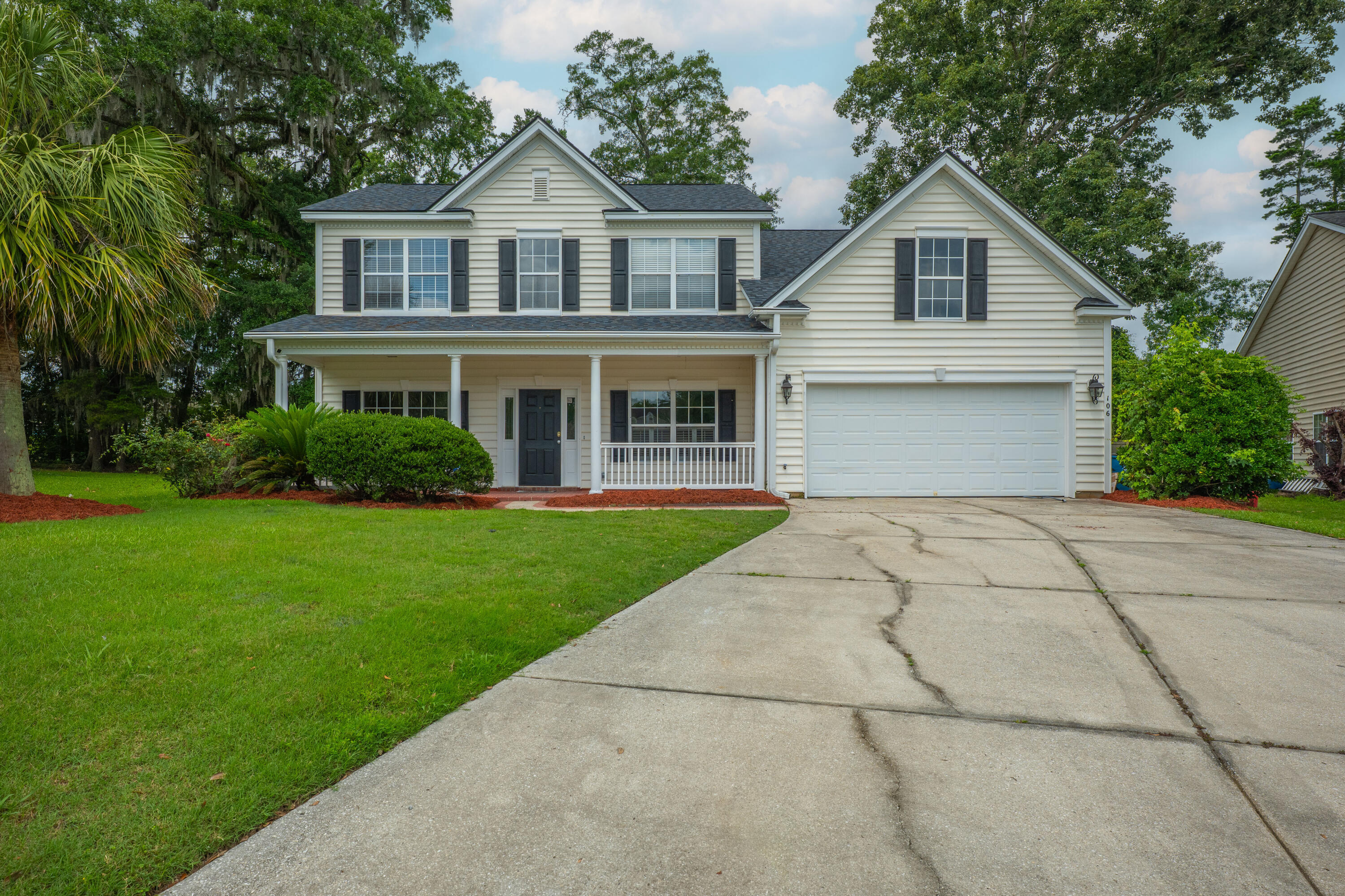 Property Photo: 106 Brandy Court SC 29485