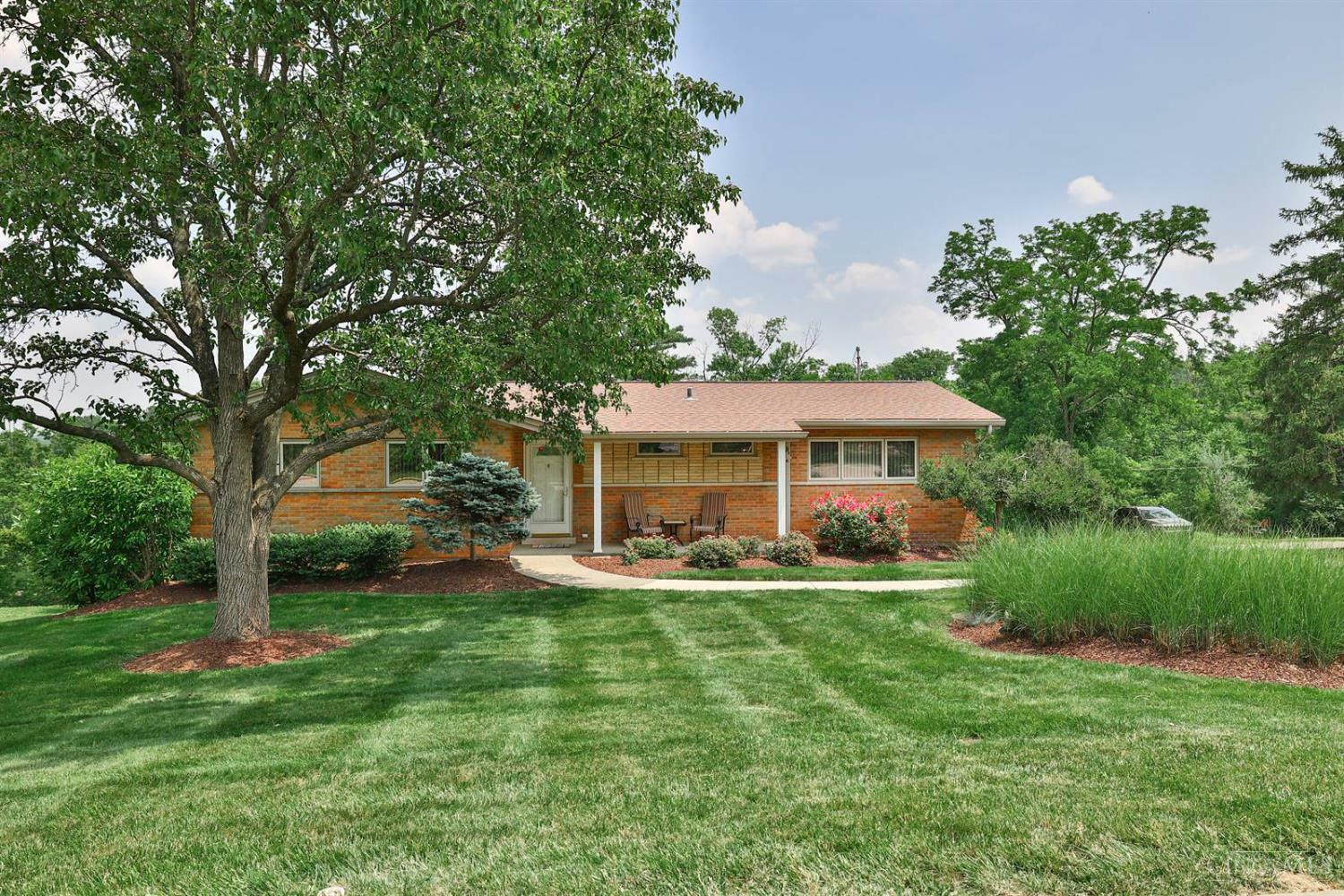 Property Photo: 6668 Russell Heights Drive OH 45248