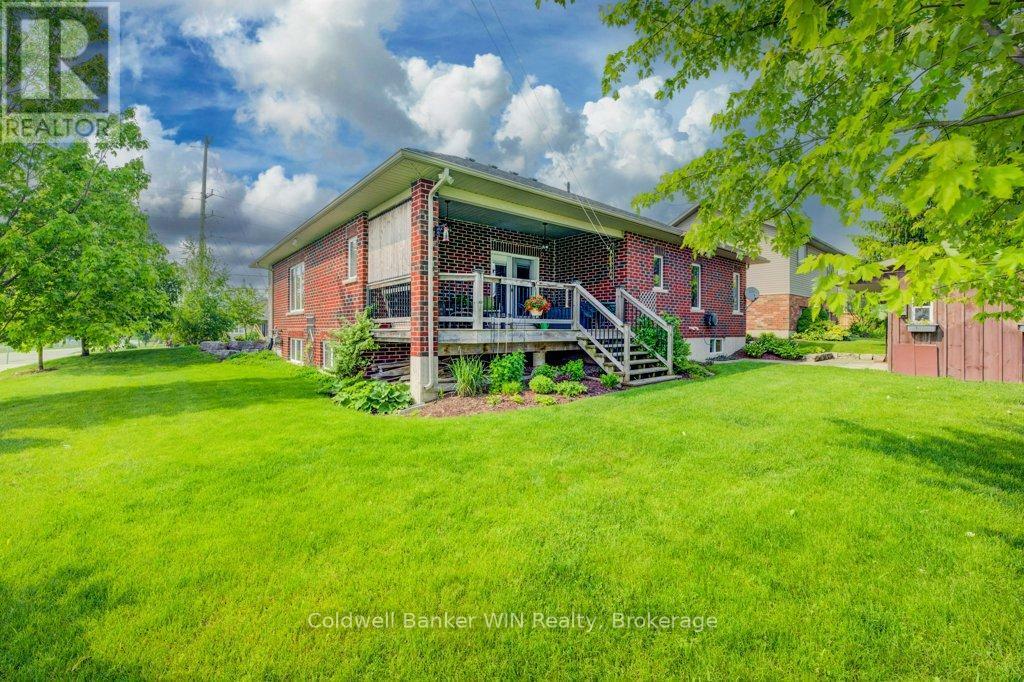 Property Photo: 430 King Street East ON N0G 2L2