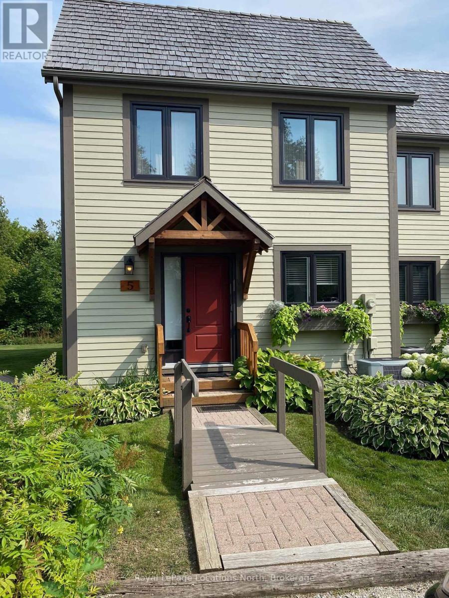 Property Photo: 63 Bay Street West 5 ON N0H 2P0