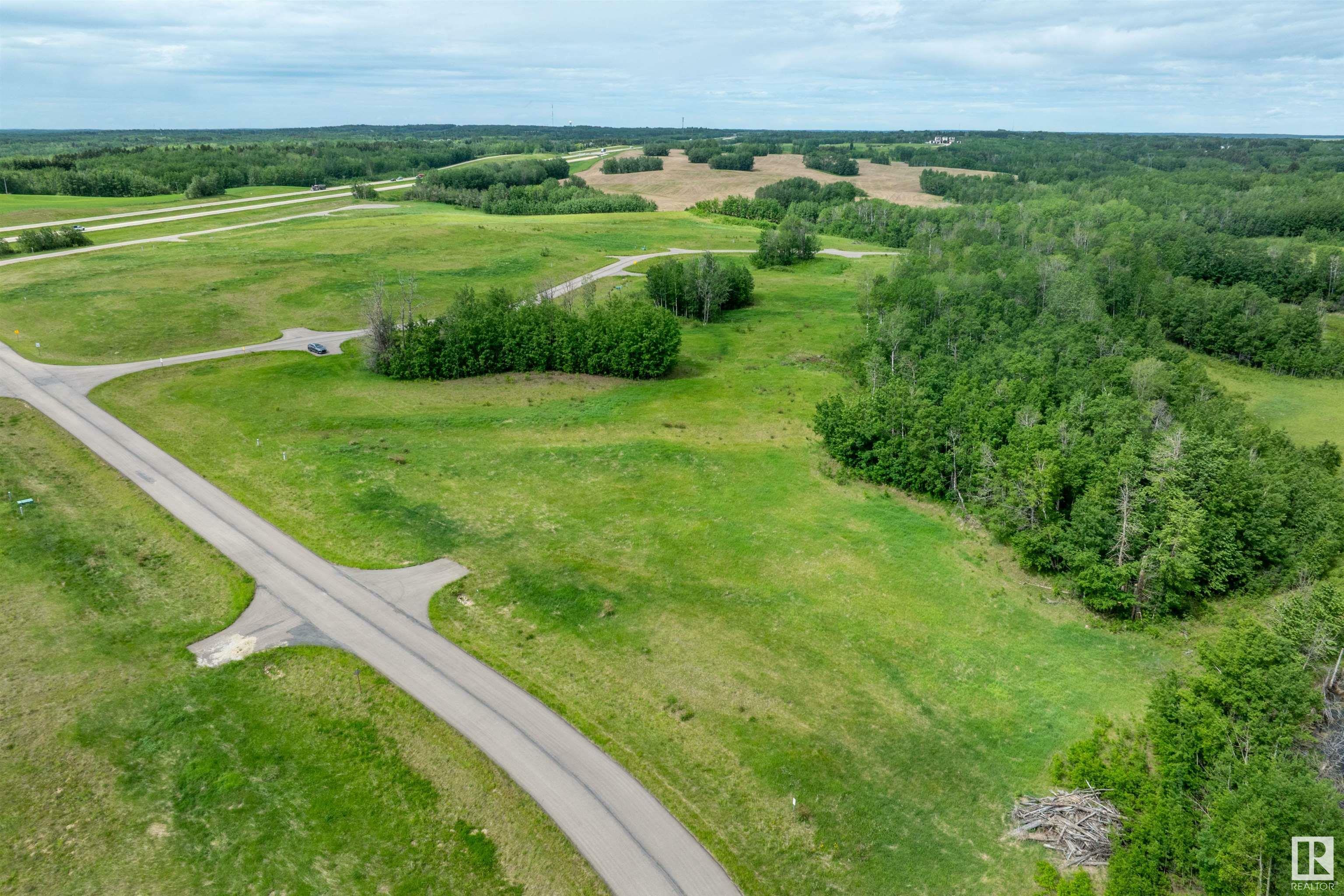 Property Photo:  53214 Rge Road 13 14  AB T7Y 0C1 