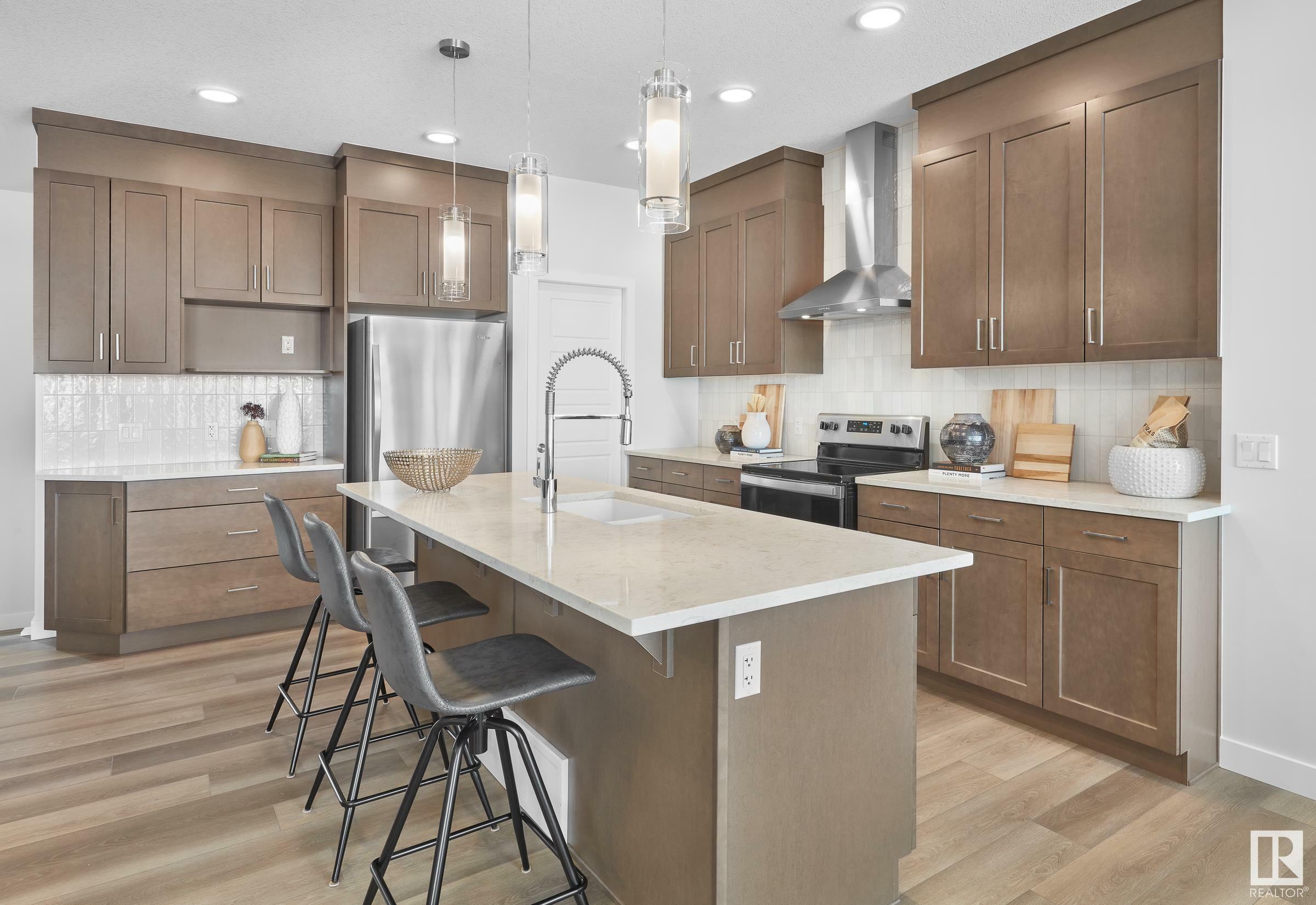 705 Payipwat Common SW  Edmonton AB T6W 5K8 photo
