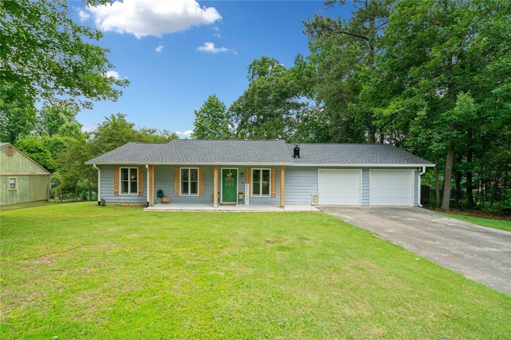 Property Photo: 130 Sunnybrook Lane GA 30188
