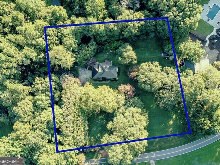 Property Photo:  1061 Broadlands Drive  GA 30677 