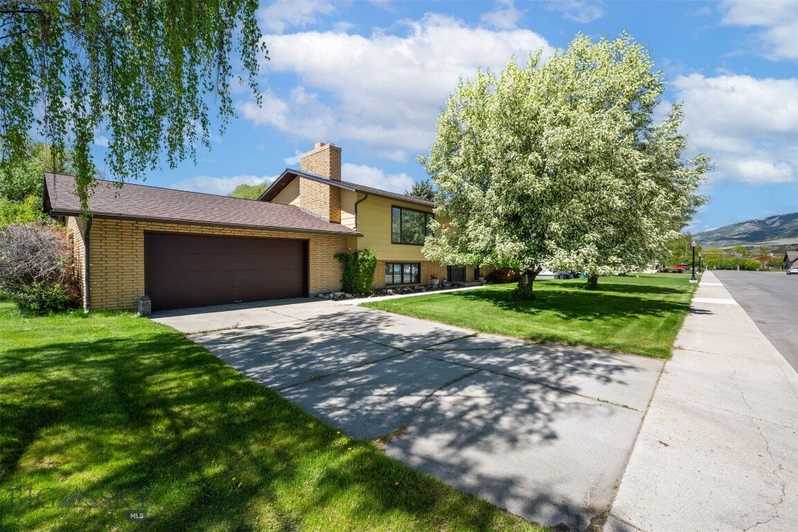 Property Photo:  2105 Lincoln Street  MT 59711 