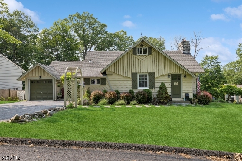 Property Photo: 40 Hillside Rd NJ 07871