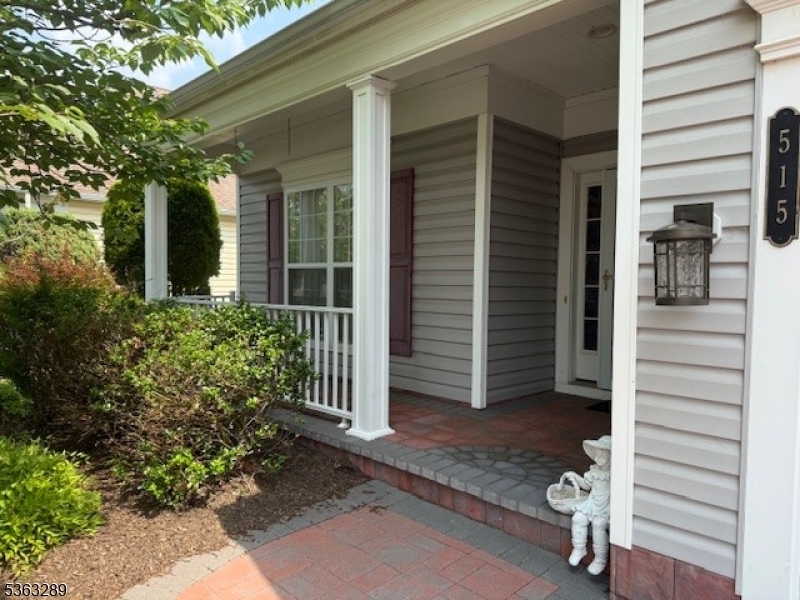 Property Photo:  515 Crossfields Ln  NJ 08873 